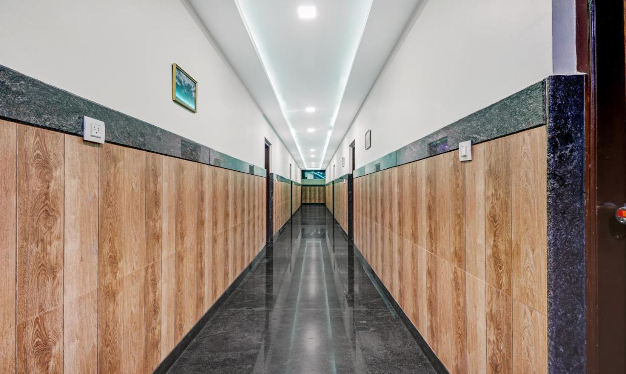 Lee Comfort Kushālnagar Dış mekan fotoğraf