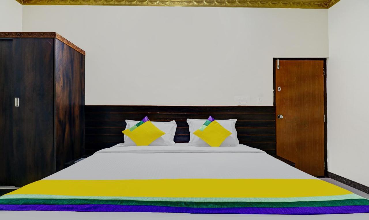Lee Comfort Kushālnagar Dış mekan fotoğraf